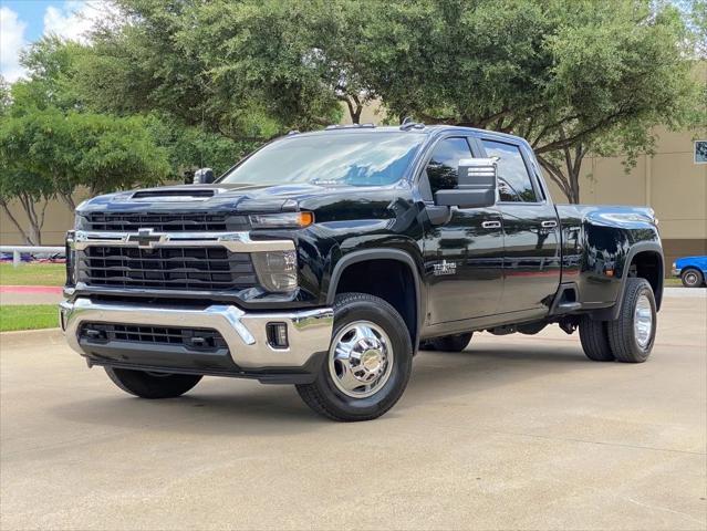 used 2025 Chevrolet Silverado 3500 car, priced at $61,998