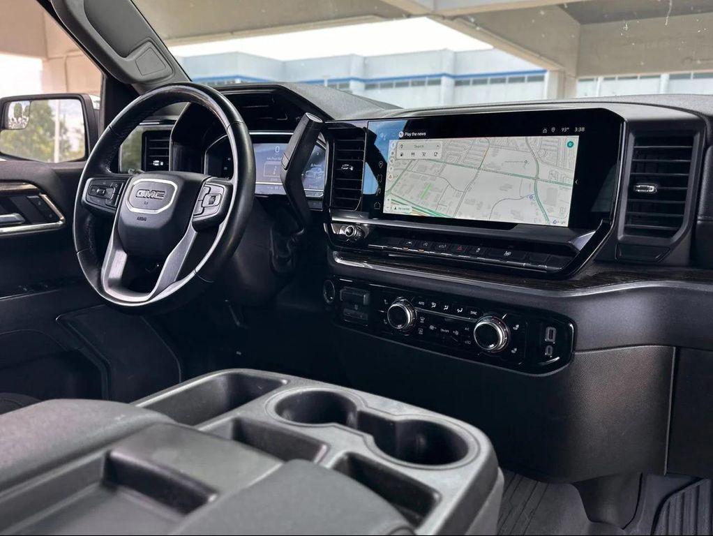 used 2023 GMC Sierra 1500 car, priced at $34,006