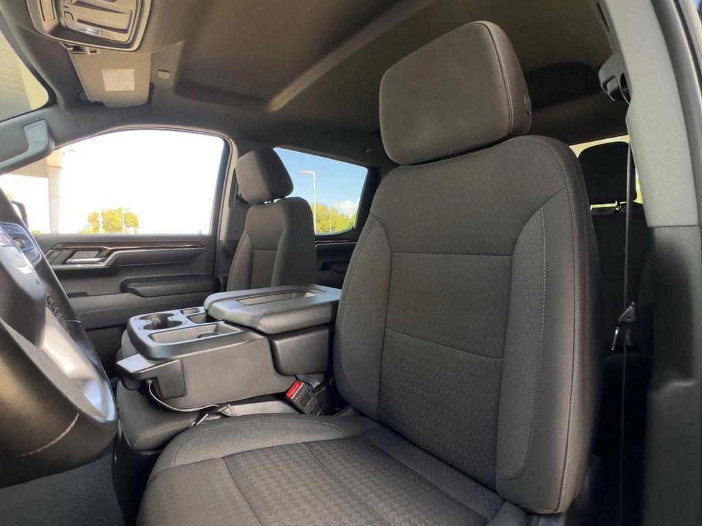 used 2024 GMC Sierra 1500 car, priced at $36,042