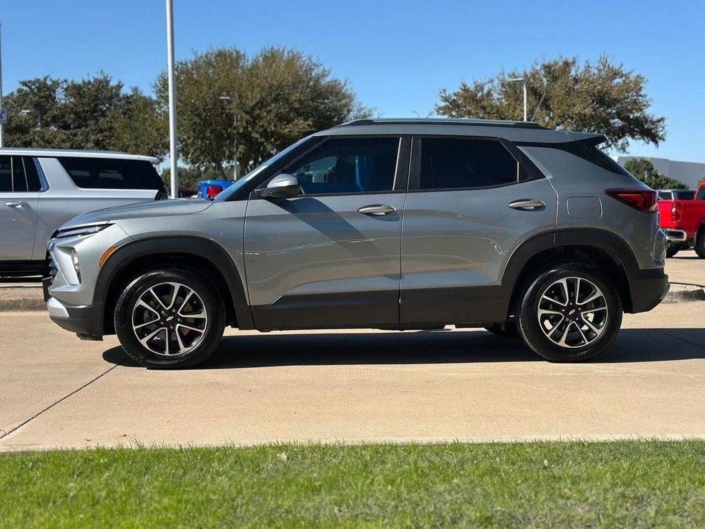 used 2025 Chevrolet TrailBlazer car, priced at $24,216