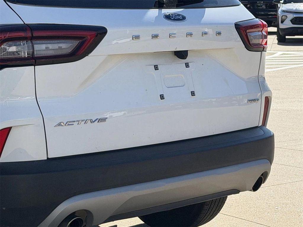 used 2025 Ford Escape car, priced at $21,047