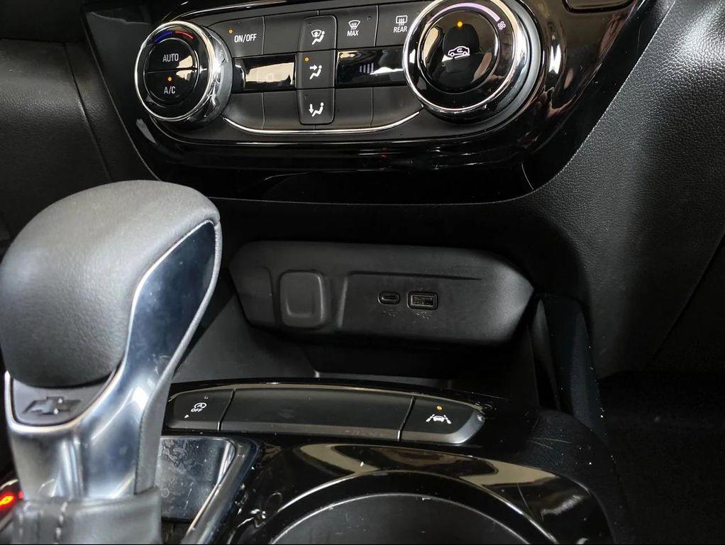 used 2024 Chevrolet Trax car, priced at $21,624