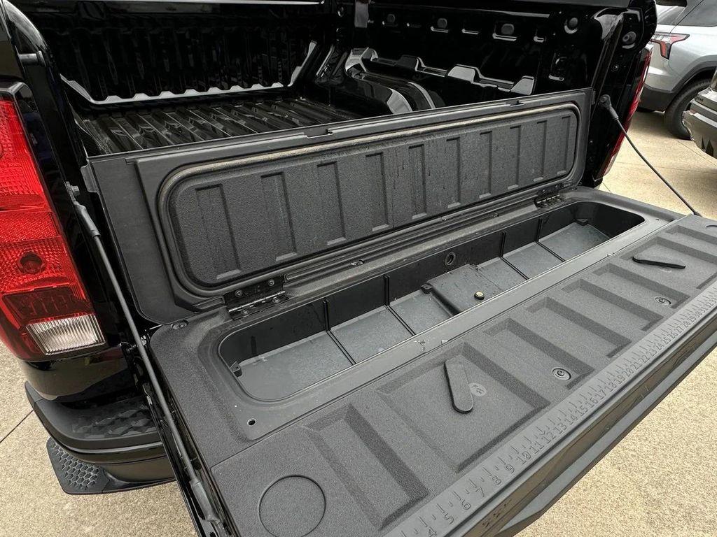 new 2025 Chevrolet Colorado car, priced at $41,185