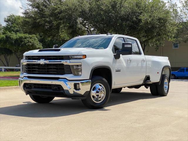 used 2025 Chevrolet Silverado 3500 car, priced at $65,988
