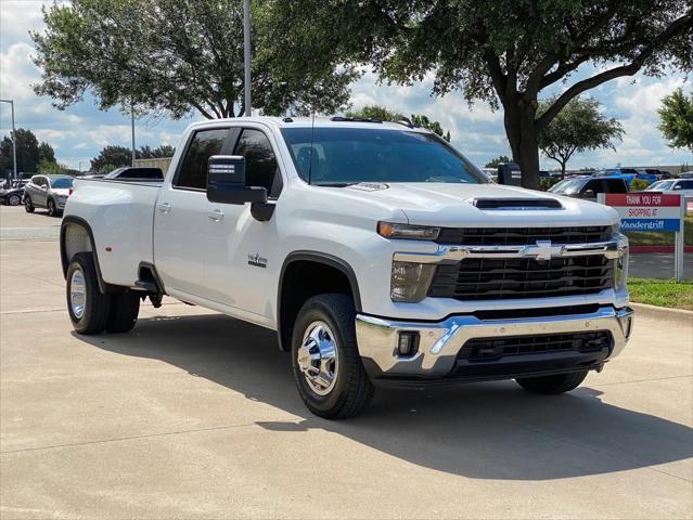 used 2025 Chevrolet Silverado 3500 car, priced at $65,988