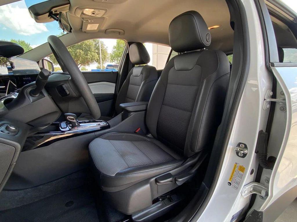 used 2025 Chevrolet Trax car, priced at $22,461
