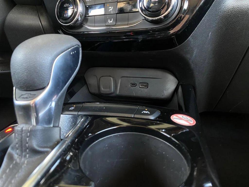 used 2025 Chevrolet Trax car, priced at $22,461