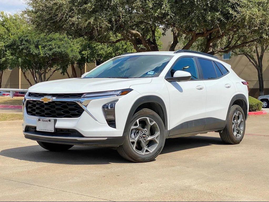 used 2025 Chevrolet Trax car, priced at $22,461