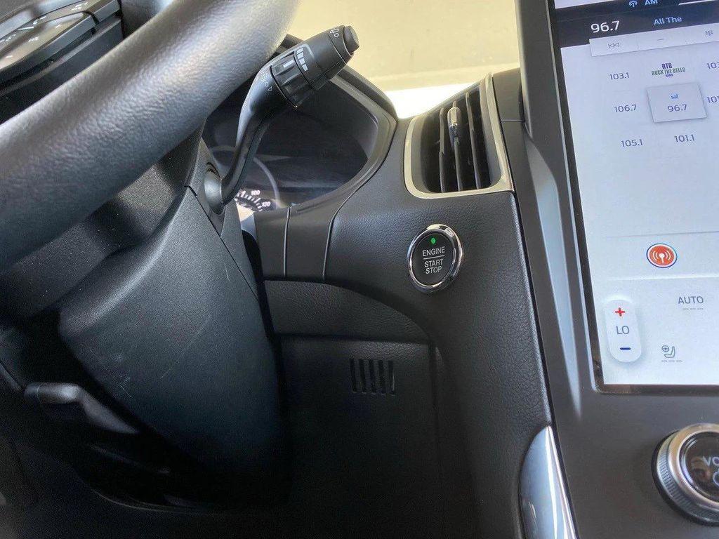 used 2024 Ford Edge car, priced at $24,955