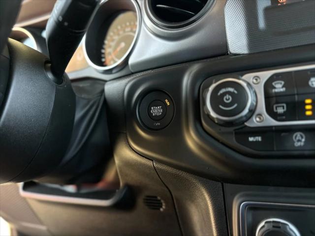 used 2023 Jeep Gladiator car, priced at $34,316