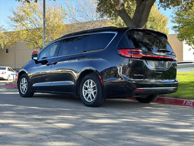 used 2022 Chrysler Pacifica car, priced at $18,998