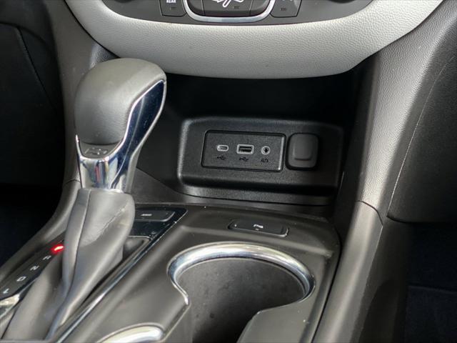 used 2022 Chevrolet Equinox car, priced at $21,811