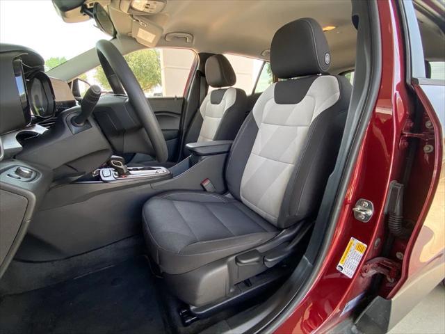 used 2025 Chevrolet Trax car, priced at $22,923