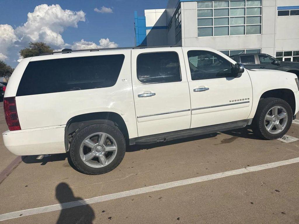 used 2014 Chevrolet Suburban car, priced at $9,897
