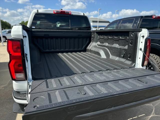 new 2025 Chevrolet Colorado car, priced at $39,825