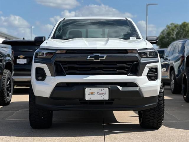 new 2025 Chevrolet Colorado car, priced at $39,825