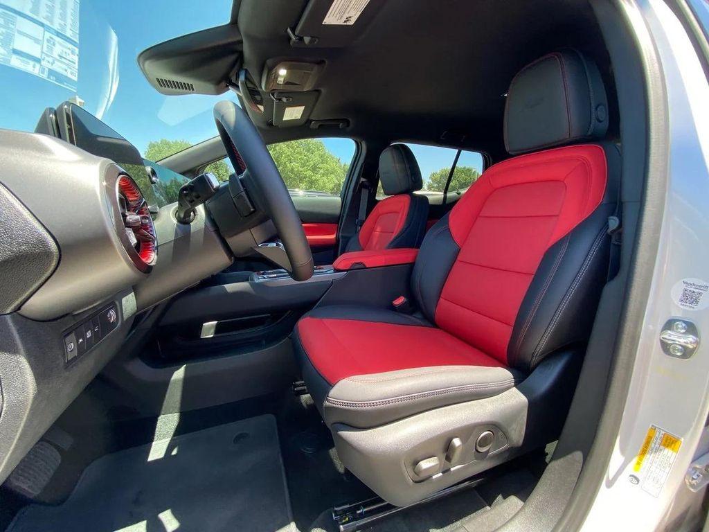 new 2025 Chevrolet Equinox EV car, priced at $43,380
