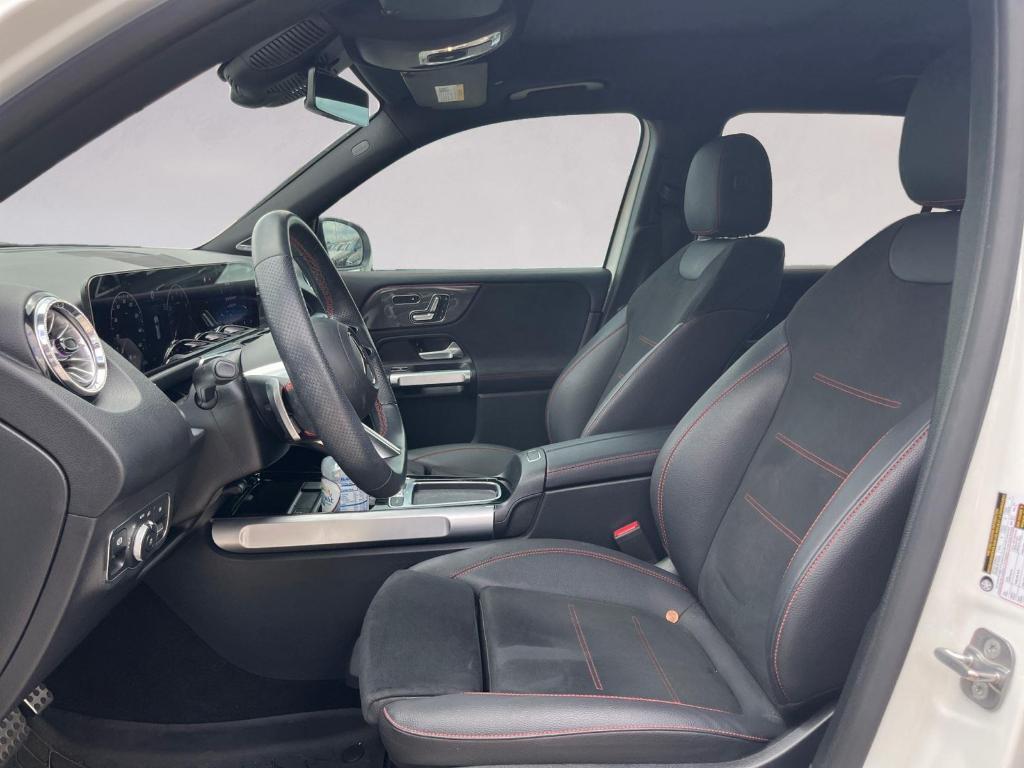 used 2024 Mercedes-Benz GLB 250 car, priced at $37,990