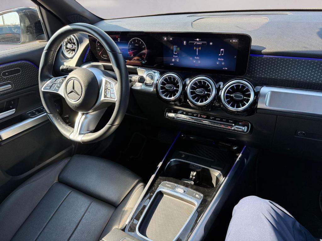 used 2025 Mercedes-Benz GLB 250 car, priced at $33,990