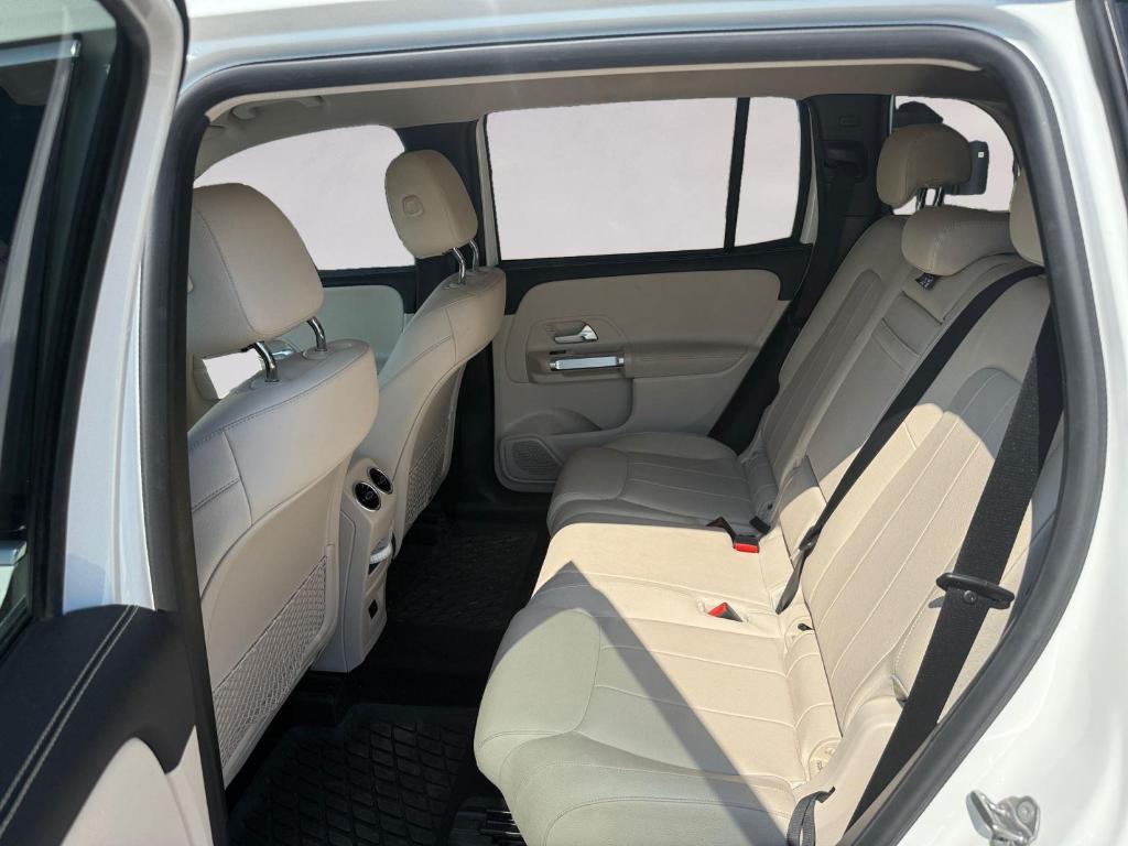 used 2022 Mercedes-Benz GLB 250 car, priced at $29,990