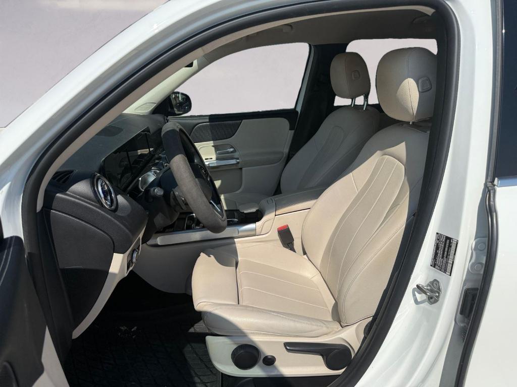 used 2022 Mercedes-Benz GLB 250 car, priced at $29,990