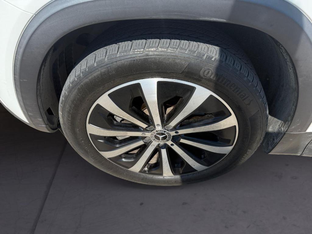 used 2022 Mercedes-Benz GLB 250 car, priced at $29,990