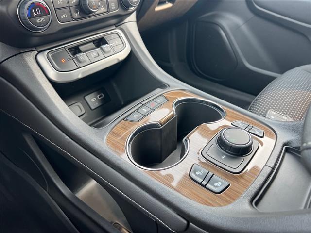 used 2023 GMC Acadia car, priced at $34,690