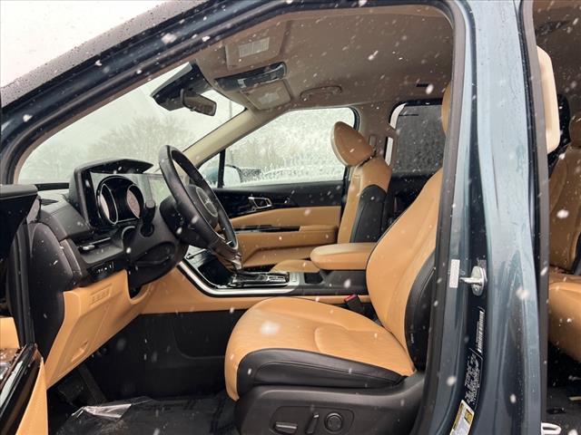 used 2024 Kia Carnival car, priced at $38,990