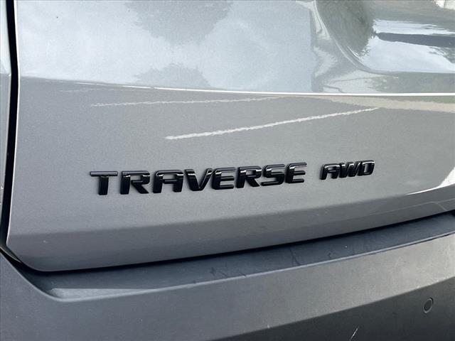 used 2023 Chevrolet Traverse car, priced at $44,990