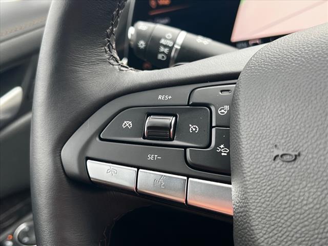 used 2024 Cadillac XT4 car, priced at $42,990