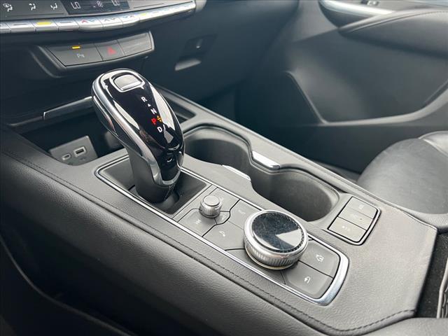 used 2022 Cadillac XT4 car, priced at $28,990