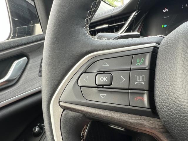used 2022 Jeep Grand Cherokee car, priced at $33,990
