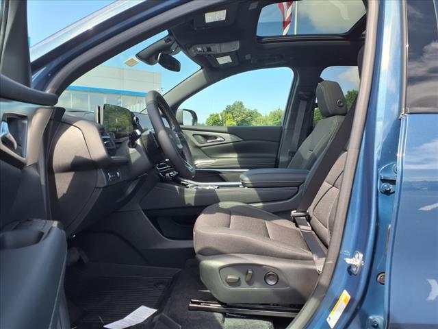 new 2025 Chevrolet Traverse car, priced at $43,685