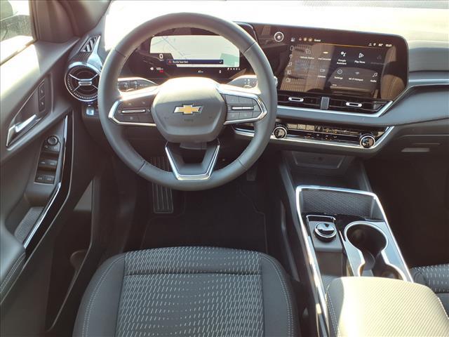 new 2026 Chevrolet Equinox car, priced at $28,495