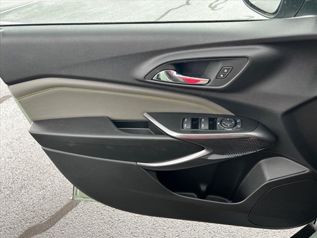 new 2025 Chevrolet Trax car, priced at $26,940