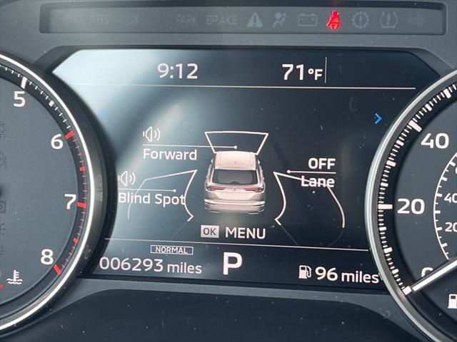 used 2024 Mitsubishi Outlander car, priced at $29,990