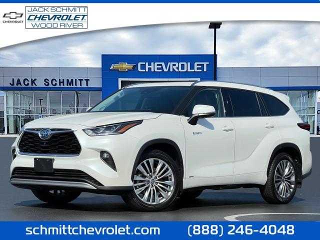 used 2021 Toyota Highlander Hybrid car, priced at $41,990