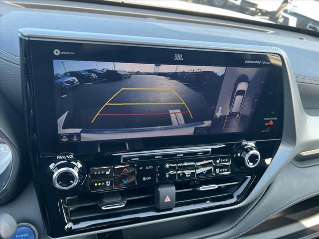 used 2021 Toyota Highlander Hybrid car, priced at $41,990