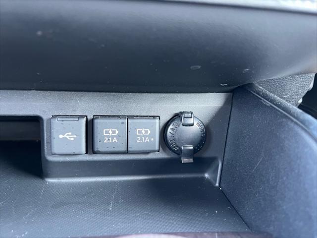used 2021 Toyota Highlander Hybrid car, priced at $42,990