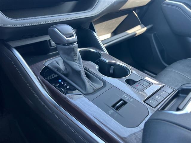 used 2021 Toyota Highlander Hybrid car, priced at $41,990