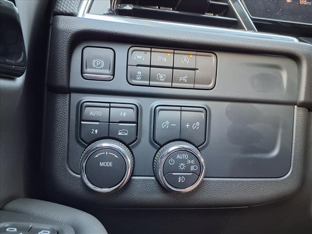 used 2025 Chevrolet Suburban car, priced at $75,990