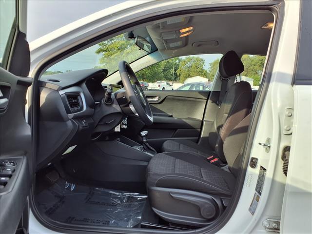used 2020 Kia Rio car