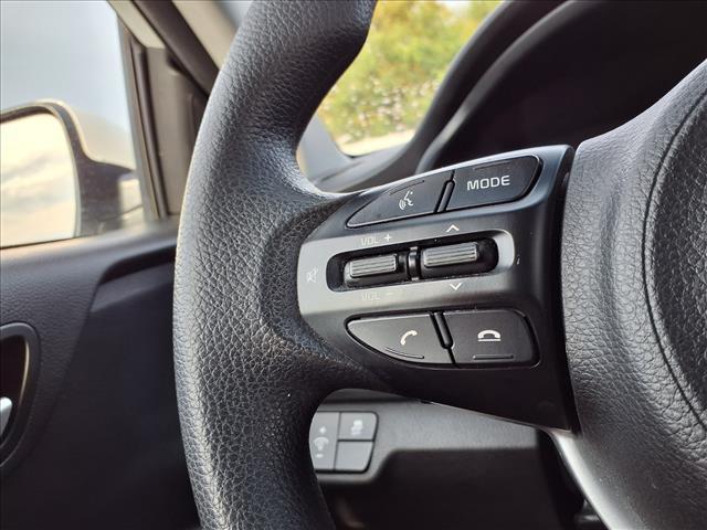 used 2020 Kia Rio car