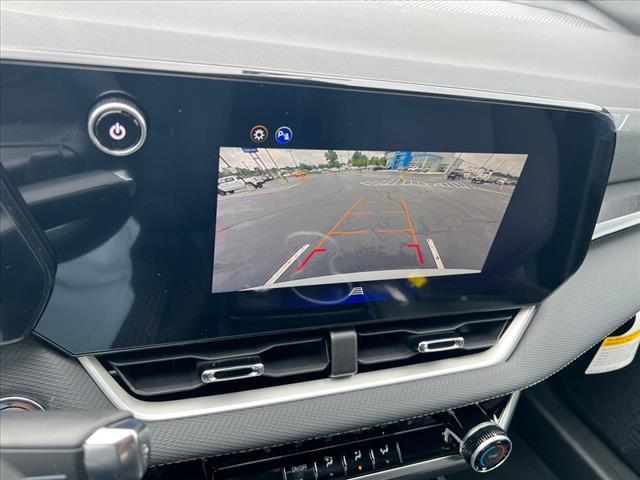 new 2026 Chevrolet Equinox car, priced at $29,995