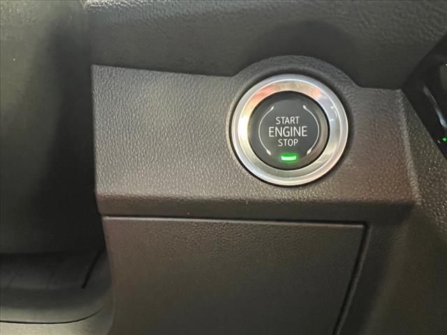 used 2024 Chevrolet Traverse car, priced at $38,990