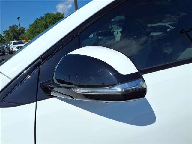 used 2022 Chevrolet Bolt EUV car, priced at $22,990
