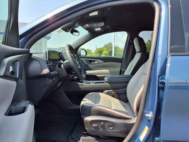 new 2026 Chevrolet Traverse car, priced at $41,620