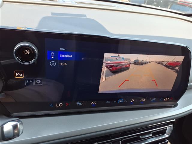 new 2026 Chevrolet Traverse car, priced at $41,620