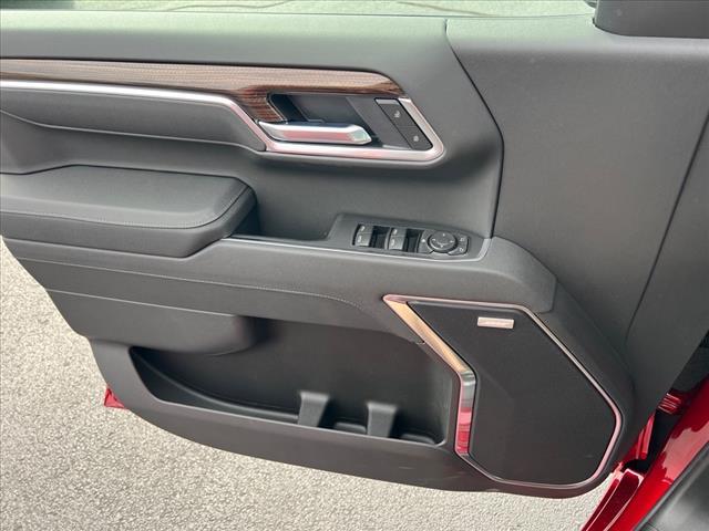 new 2025 Chevrolet Silverado 1500 car, priced at $57,555