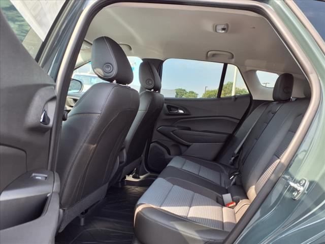 new 2025 Chevrolet Trax car, priced at $25,000